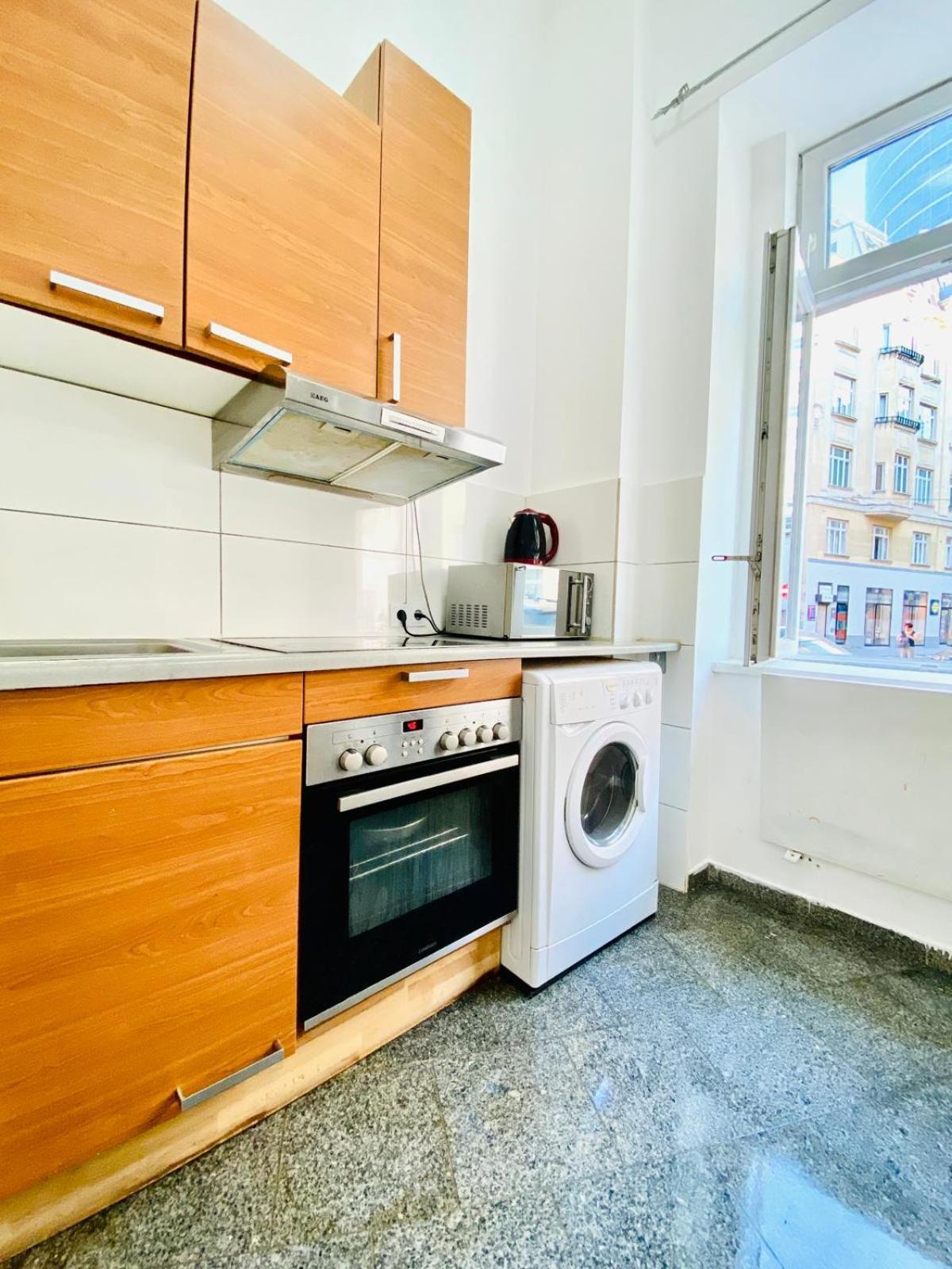 Astonishing 1 Bedroom Apt. Near Danube River Wien Eksteriør bilde